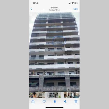 Geverse Apartment Batumi Esterno foto