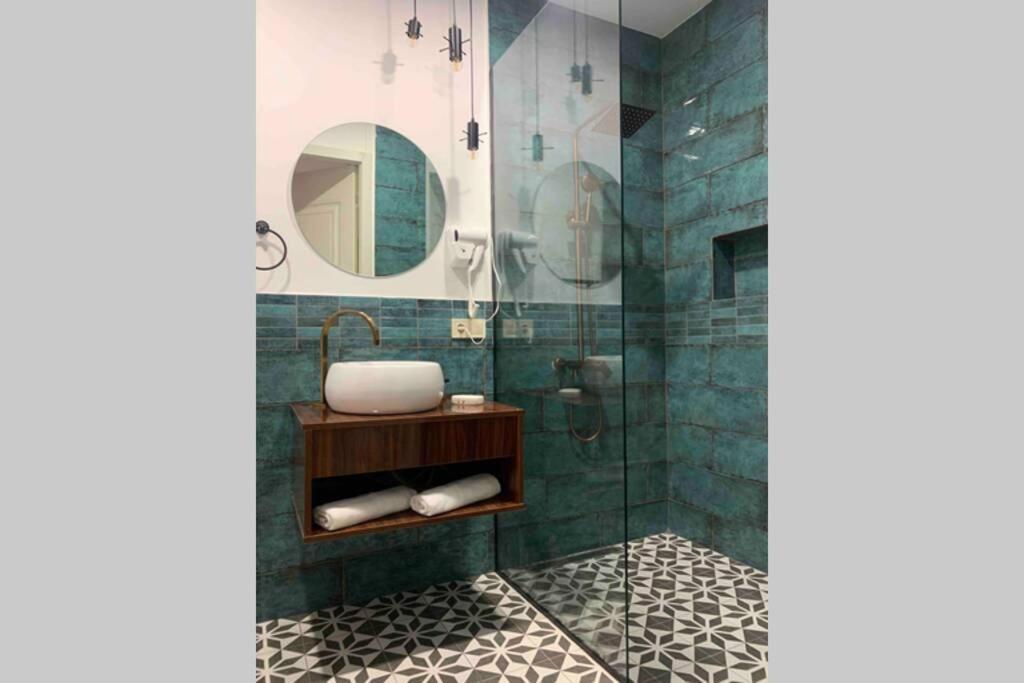 Geverse Apartment Batumi Esterno foto